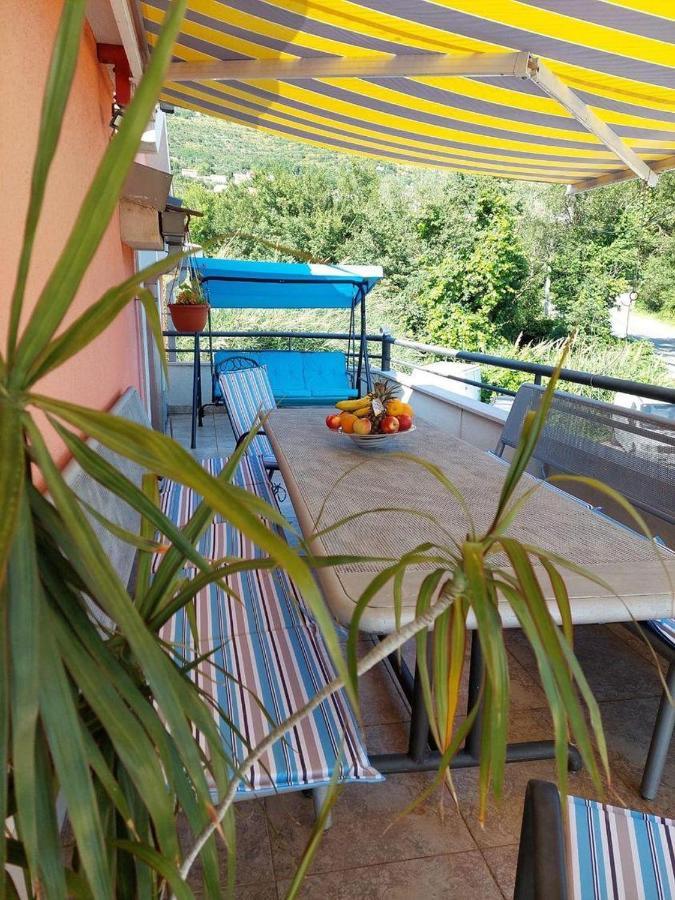 Guest House Klara Solin Exterior foto